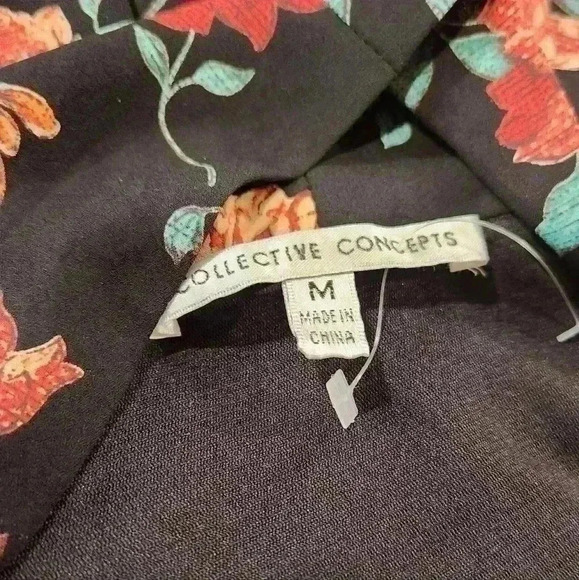 Women's Collective Concepts Black Floral Wrap Dress Sz M $88 - Picture 6 of 11